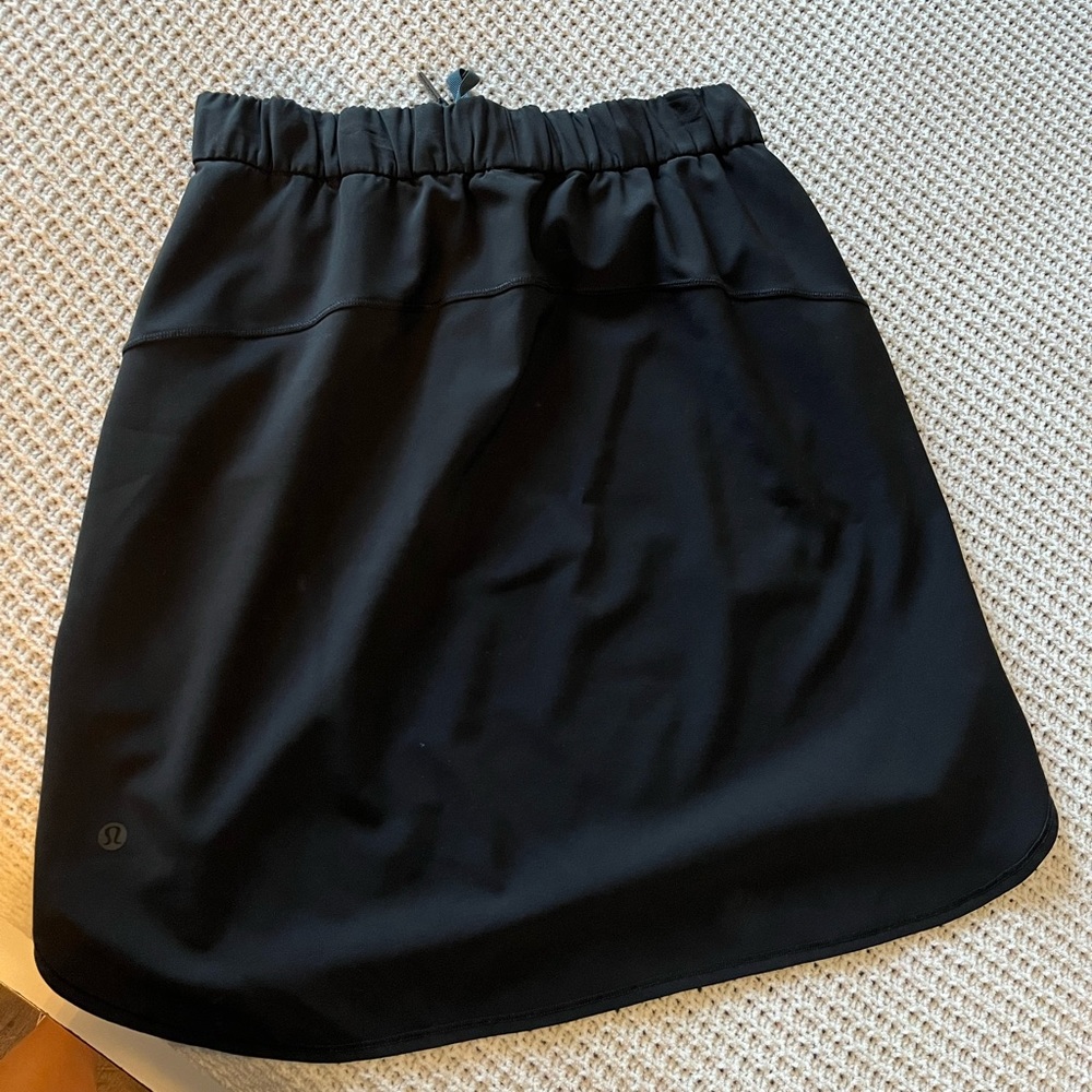 Lululemon- On The Fly Skirt